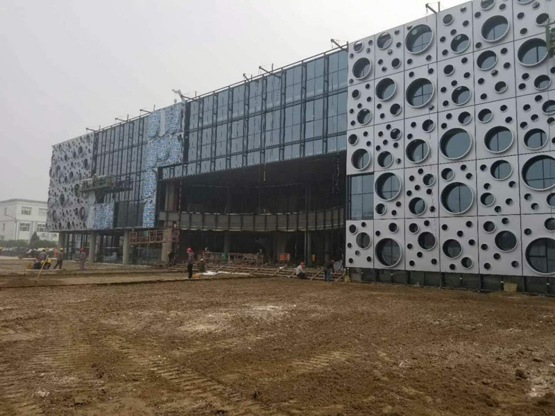 系统门窗